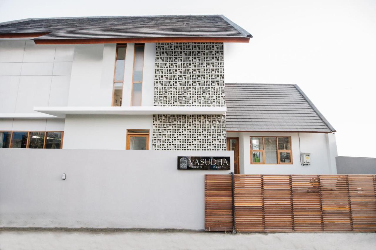 Vasudha Hostel Canggu Dış mekan fotoğraf